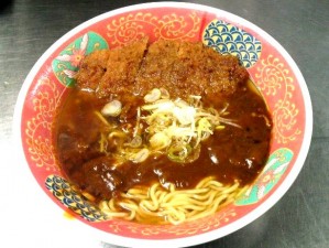 カツカレーラーメン